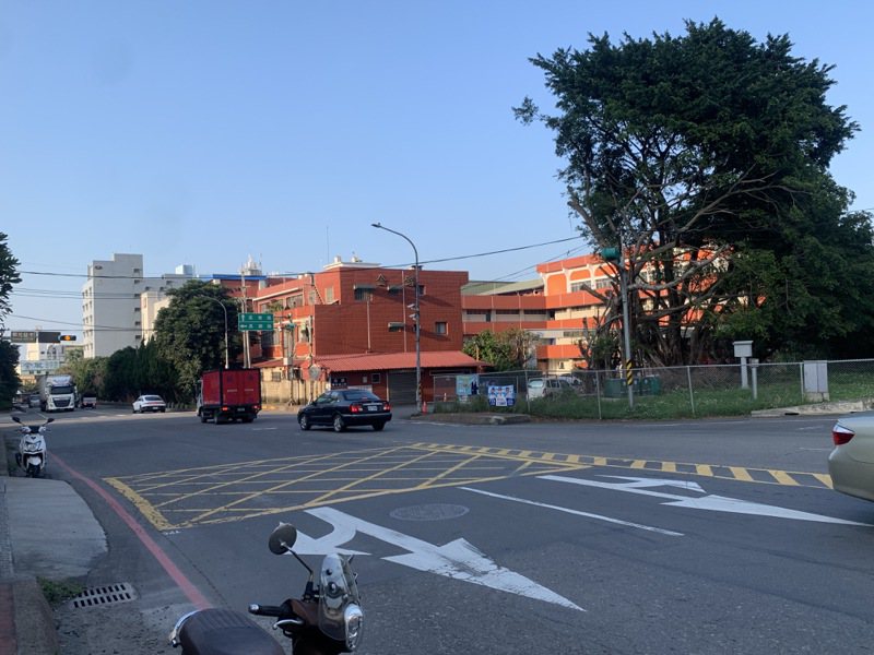 其他工業用地[幼獅交流道市區乙工~便宜面寬工業地~僅此一檔~買到真的賺到!!!]
