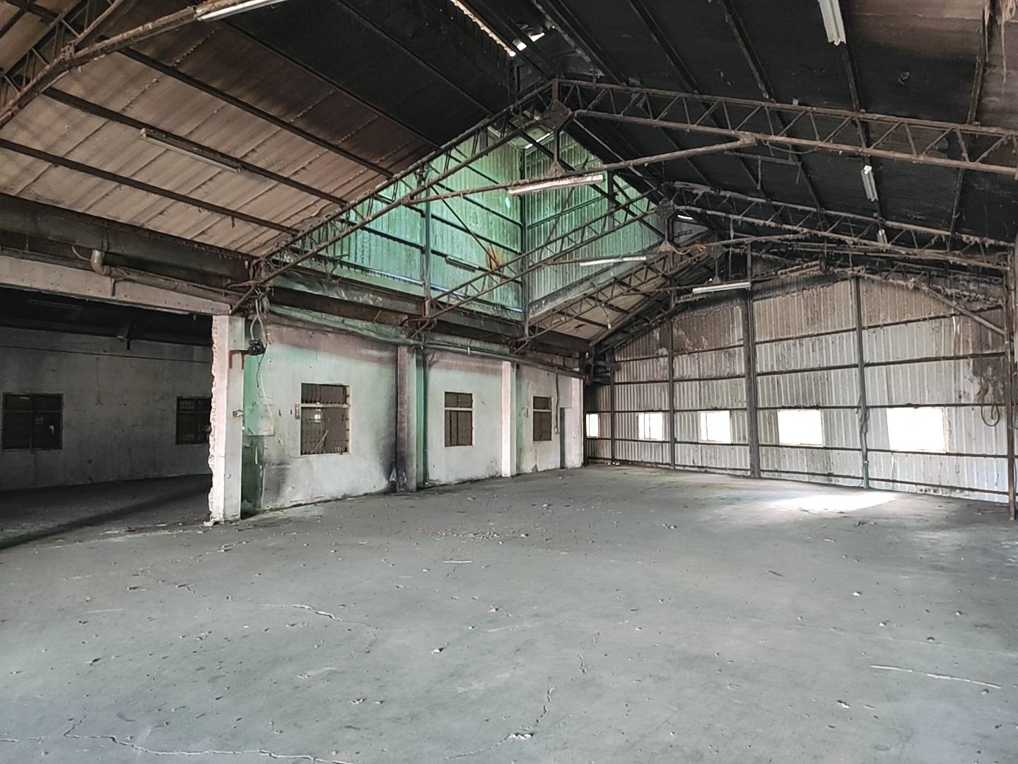 其他工業用地[]