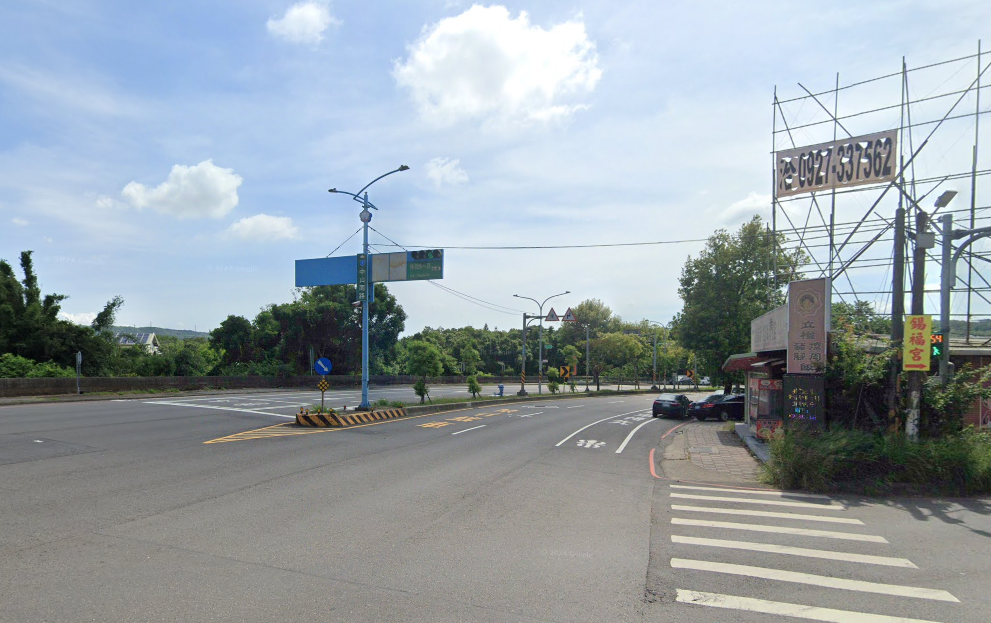 其他工業用地[⭐ 全面臨路、出入口多⭐國道一號,校前交流道約3 公里 ⭐坪數大、效果好]