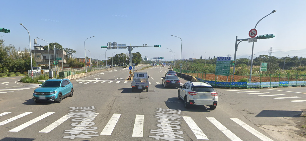 烏樹林工業區[路都大條 大車通通行，交通又方便 不必煩惱進出入問題]