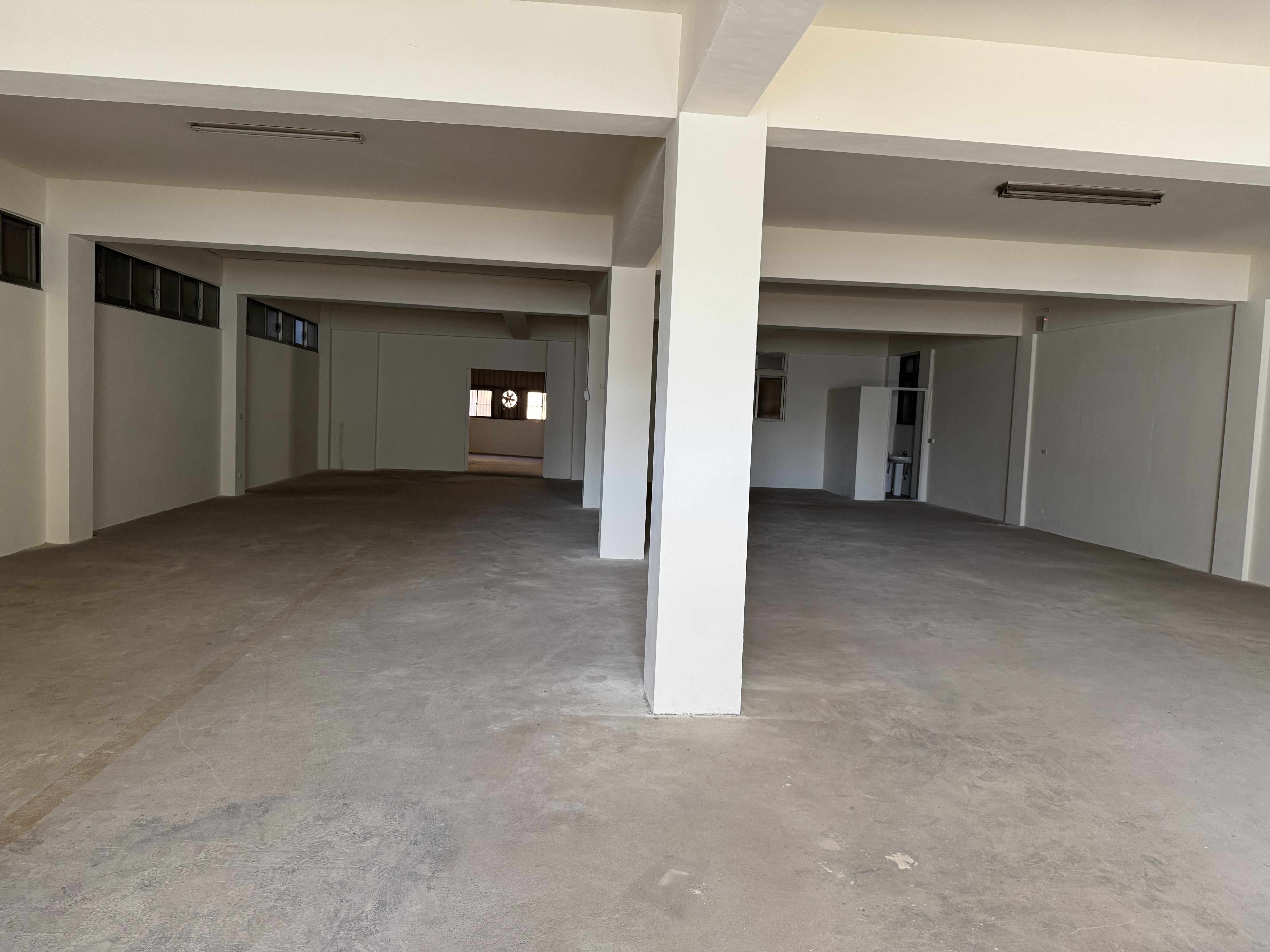 其他工業用地[G1124 土城承天廠房9~住商樹林中正加盟店]
