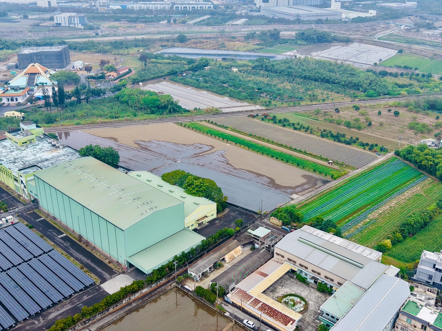 其他工業用地[]