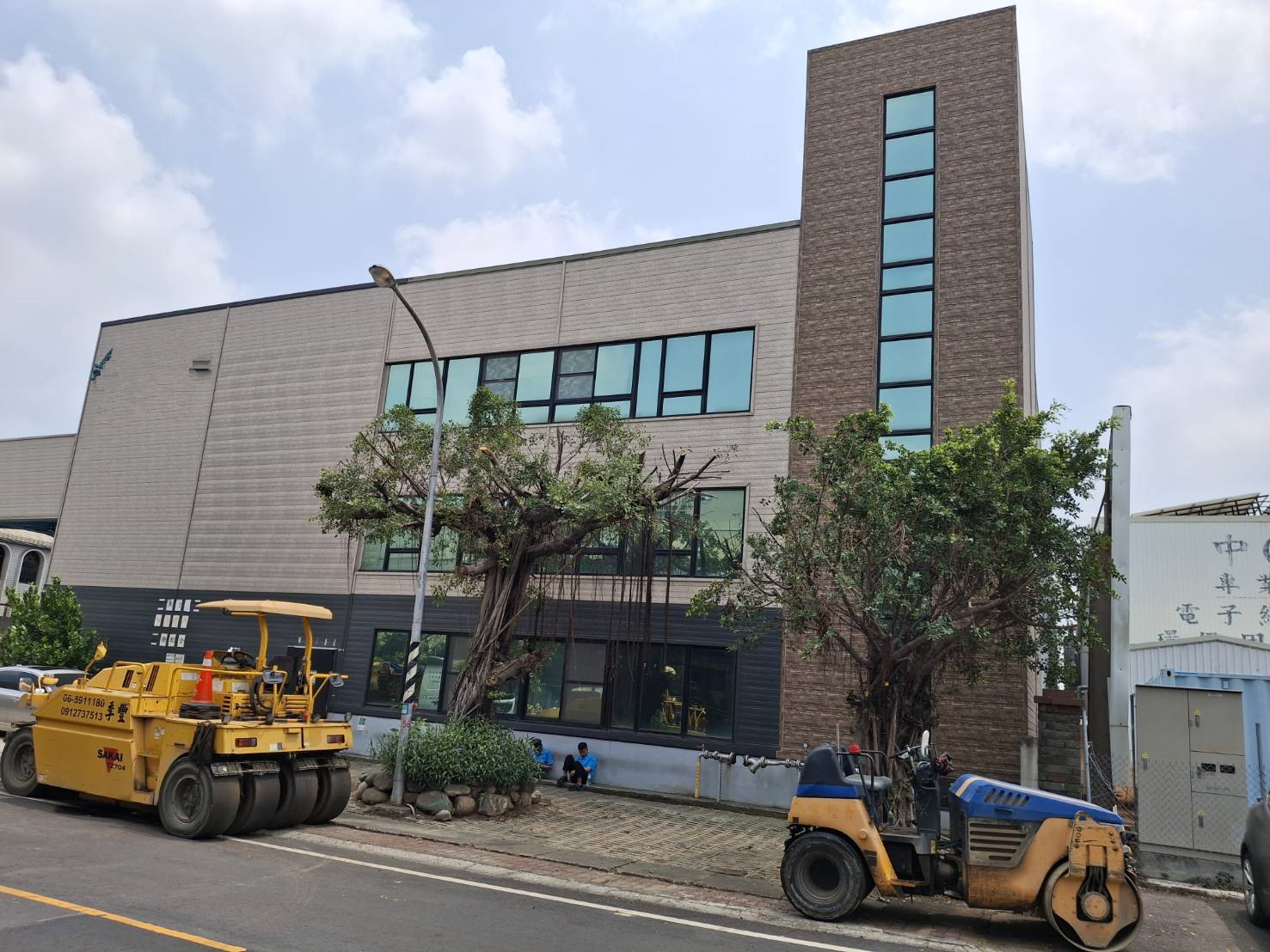 永康產業園區[台南市永康區竹行段經華路  侯副理0908-978-586]
