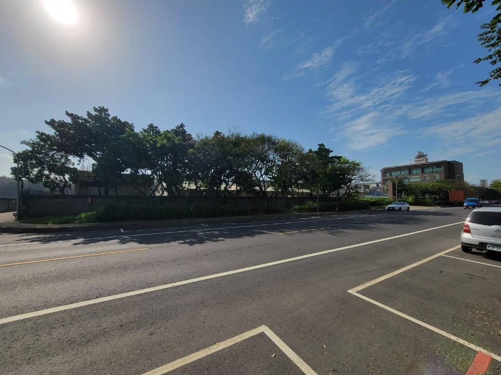 其他工業用地[]
