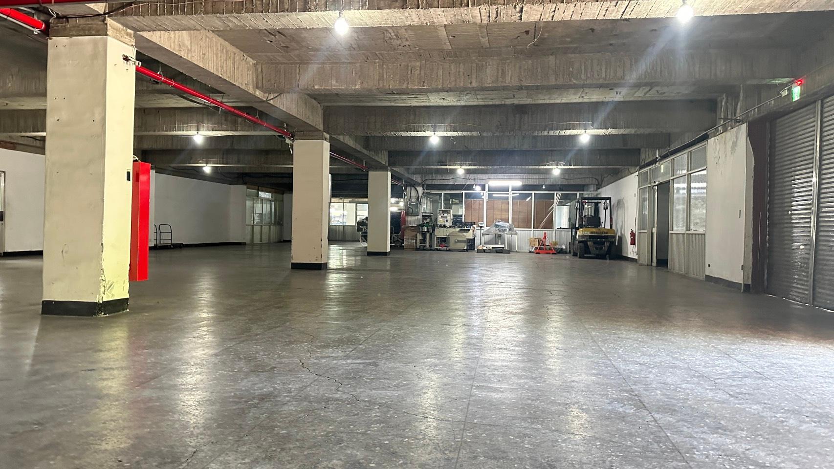 新竹縣中崙段[新豐鄉約1500坪RC工業廠房出租(可分租)]