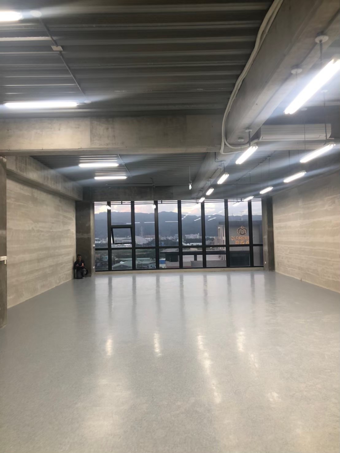 其他工業用地[FA0135 土城中山廠辦~住商新莊新樹加盟店]