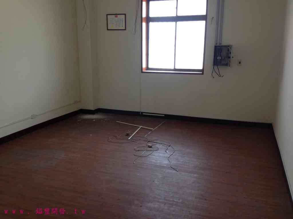 其他工業用地[楊梅區 楊新路工業廠房 出租[建220坪]]