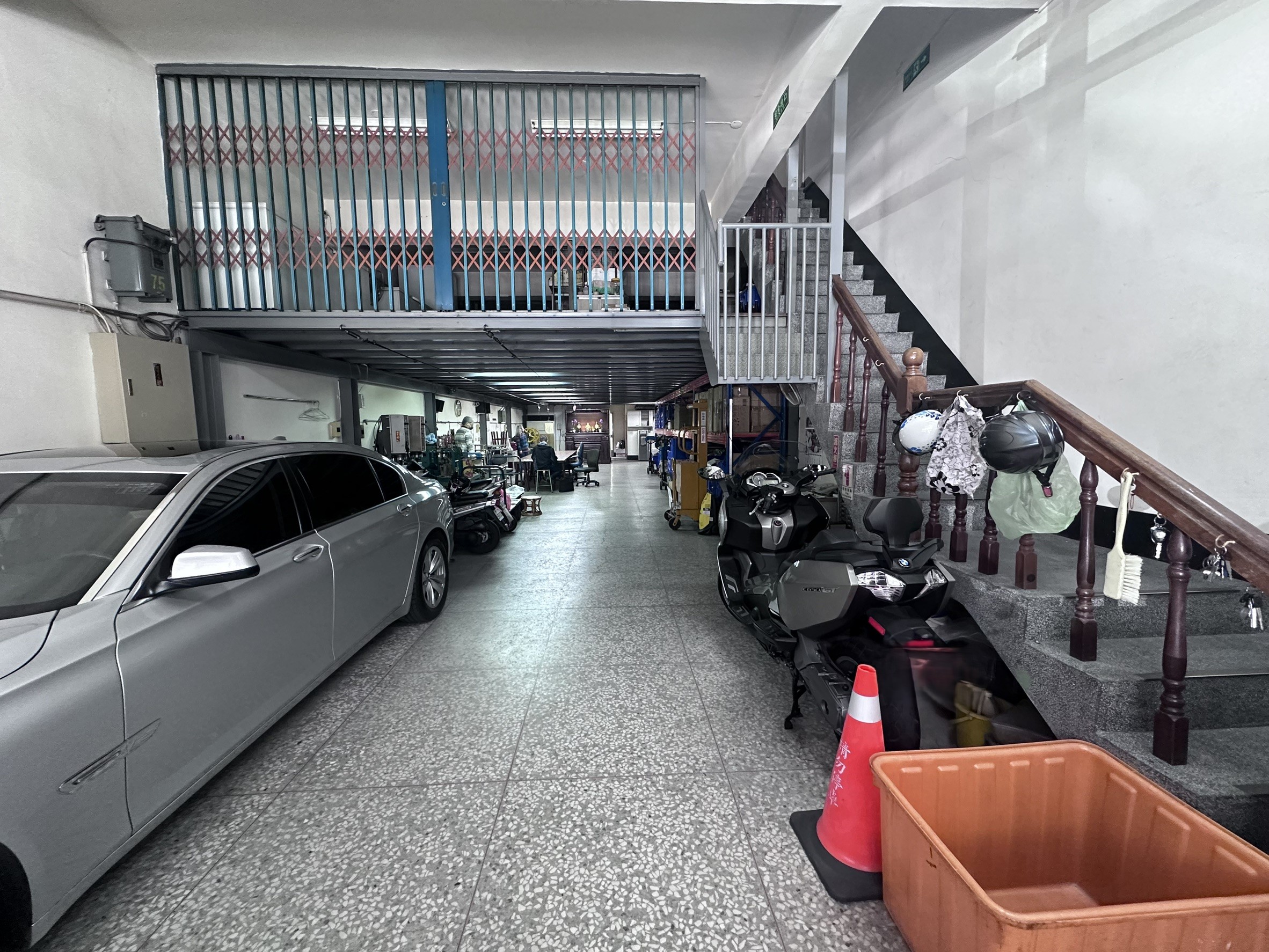 其他工業用地[]