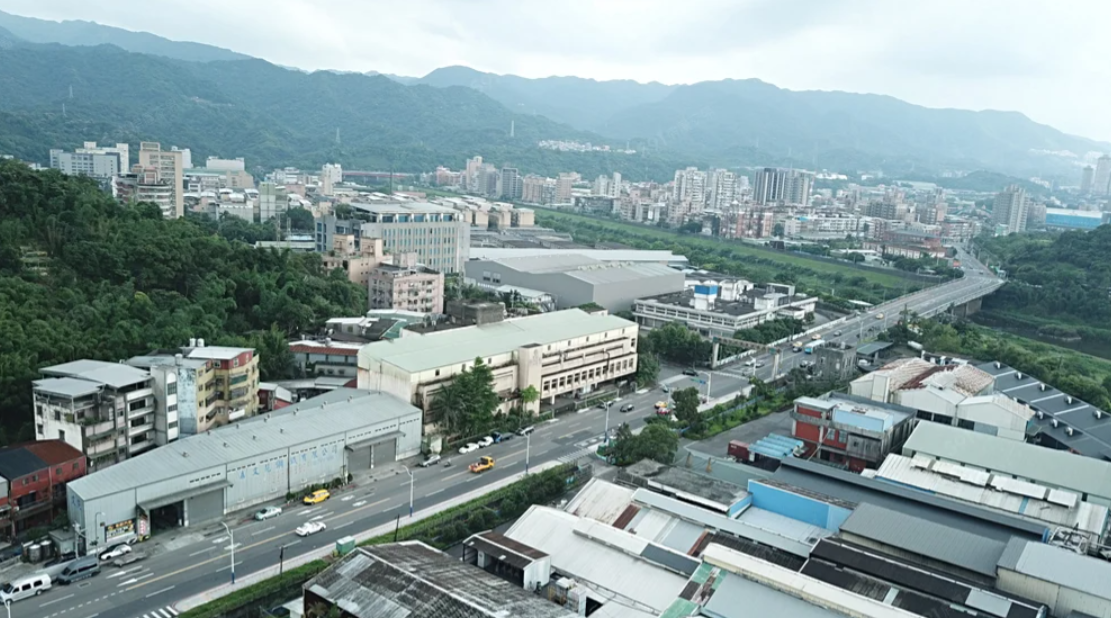 六堵科技園區[]